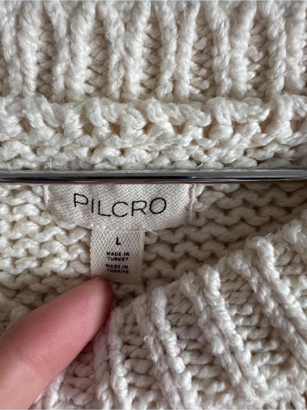Pilcro Oversized Crewneck Sweater. Cream. Large. - Picture 3 of 5